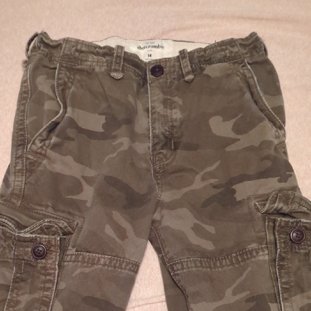 Abercrombie & Fitch Kids Camo Cargo Pants - Green